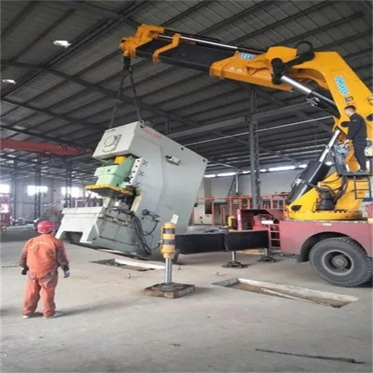 天长80吨折臂吊车出租附近电话